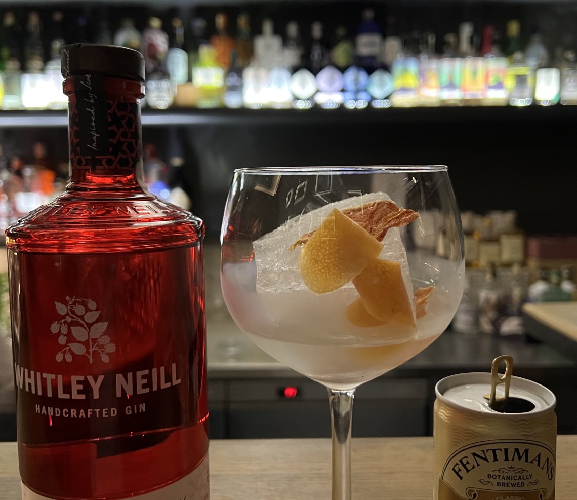 GIN&TONIC - Skladem